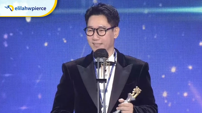 Jee Seok Jin nhận giải